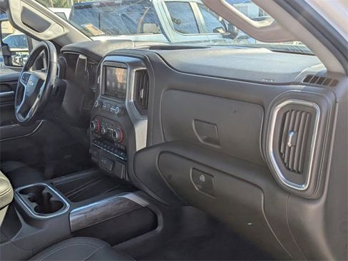 Certified 2021 Chevrolet Silverado 1500 LTZ w/ Technology Package image 17