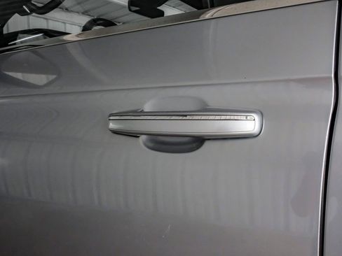 Used 2020 Lincoln Navigator L Reserve RWD image 41