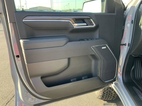 New 2025 Chevrolet Silverado 1500 RST image 29