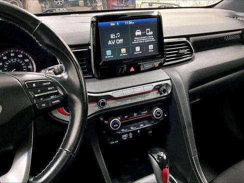Used 2019 Hyundai Veloster 2.0 Premium image 6