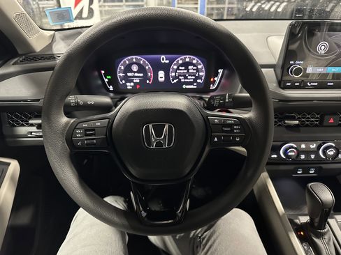 New 2025 Honda Accord SE image 8