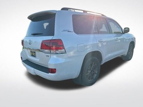 Used 2021 Toyota Land Cruiser Heritage Edition image 2