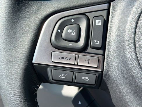 Used 2017 Subaru Forester 2.5i Limited image 34