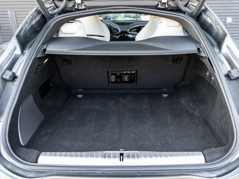 Used 2024 Ferrari Purosangue image 44