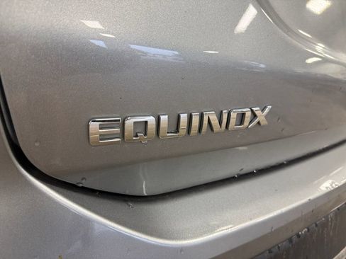 Used 2024 Chevrolet Equinox LT AWD/4WD image 44