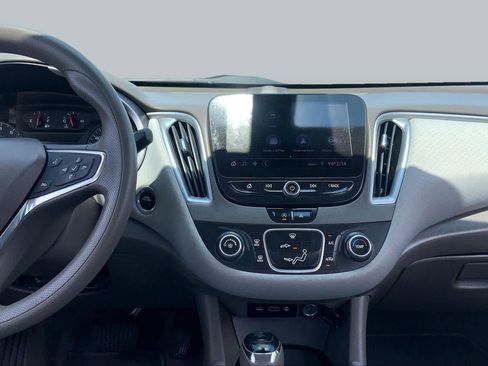 Used 2020 Chevrolet Malibu LS FWD image 7