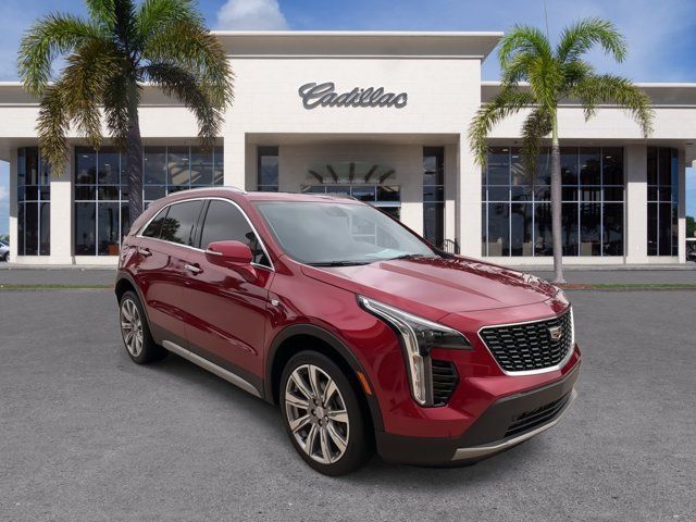 Certified 2023 Cadillac XT4 Premium Luxury FWD image 2