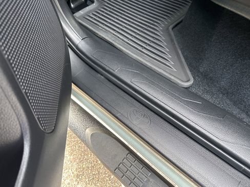 Used 2023 Toyota Tacoma SR image 23