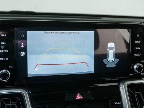 Certified 2022 Kia Sorento S w/ Panoramic Sunroof Package AWD/4WD image 19