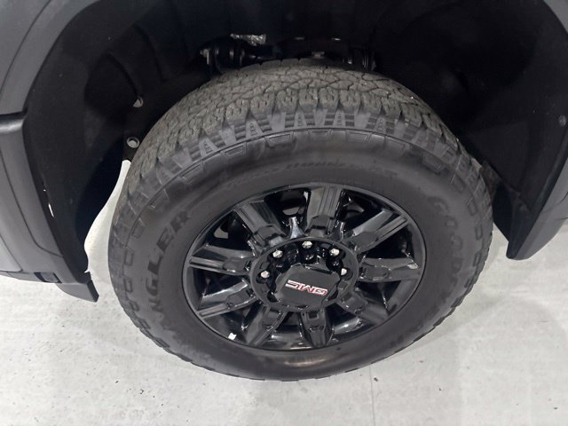 Used 2025 GMC Sierra 2500 AT4 AWD/4WD image 45