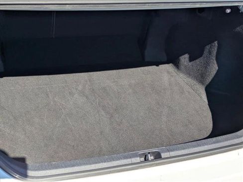 Used 2019 Toyota Camry XSE image 6