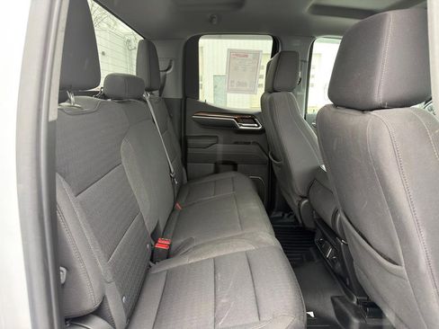 Used 2023 Chevrolet Silverado 1500 LT image 41