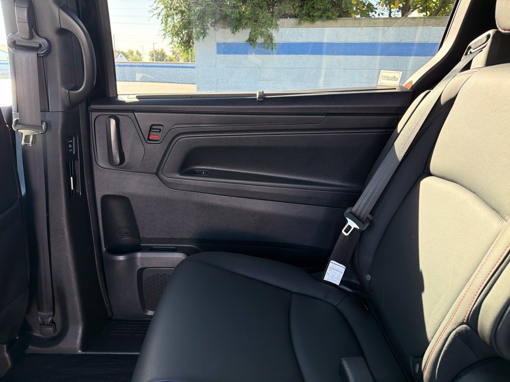 Certified 2025 Honda Odyssey Sport-L image 25