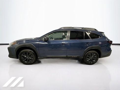 Used 2023 Subaru Outback Onyx Edition image 8