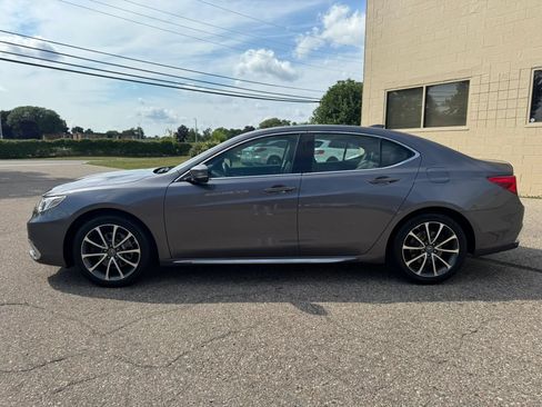 Used 2018 Acura TLX V6 w/ Technology Package FWD image 5