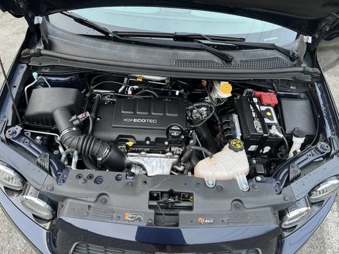 Used 2016 Chevrolet Sonic LT w/ Fun and Sun Package image 28