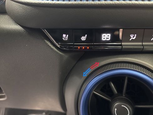 Used 2024 Chevrolet Blazer RS w/ Enhanced Convenience Package image 24