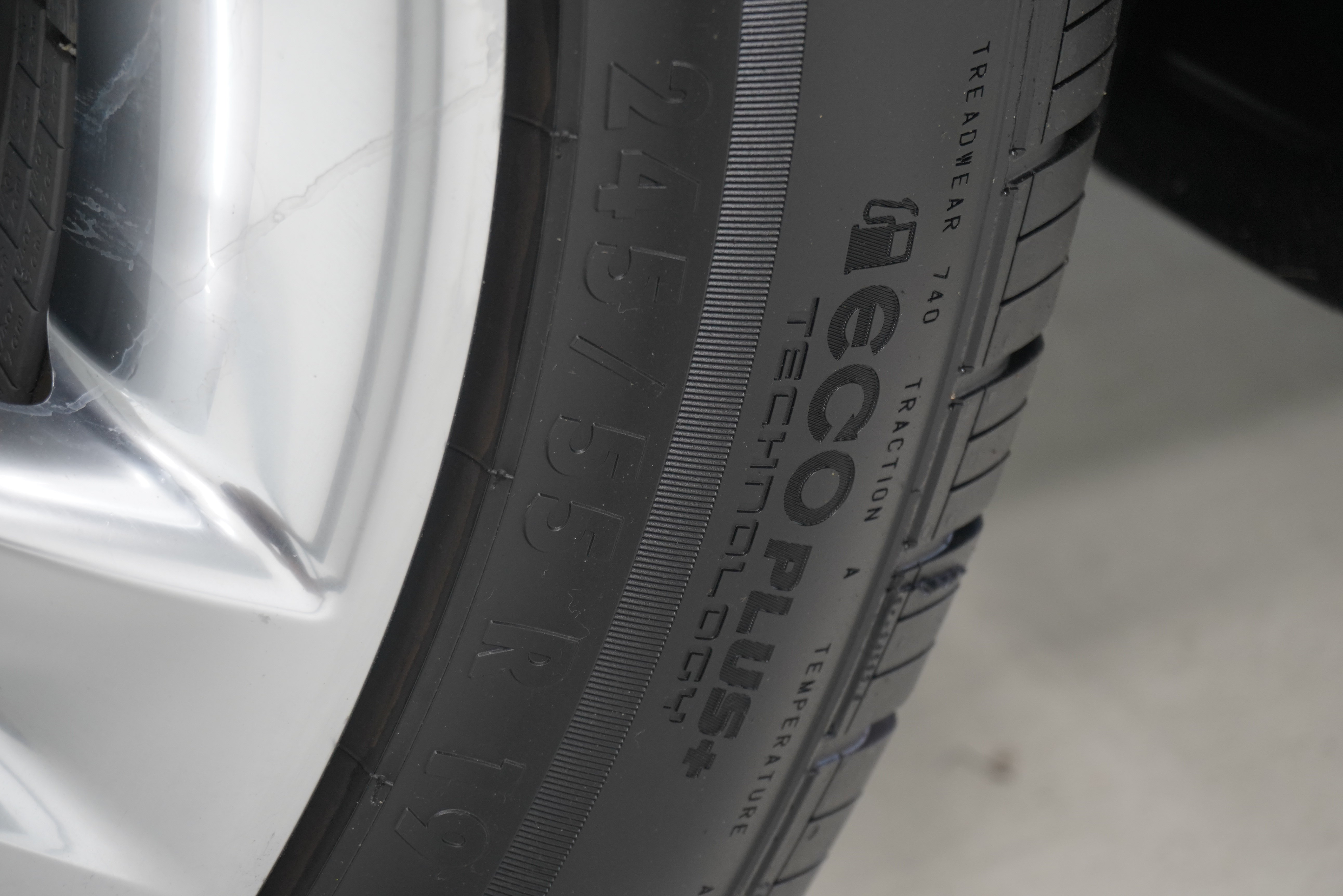 Used 2015 Toyota Highlander Limited FWD image 30