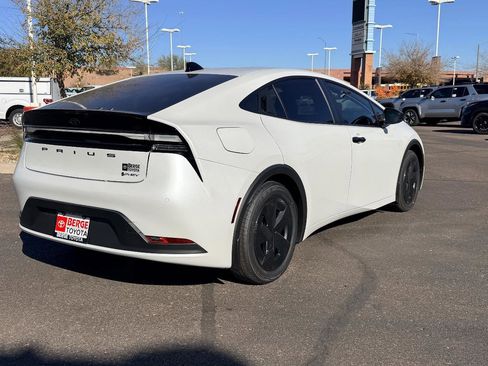 New 2026 Toyota Prius Plug-In Hybrid image 5