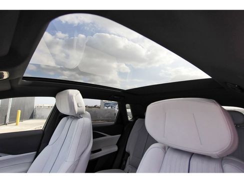 New 2026 Cadillac Lyriq Luxury image 23