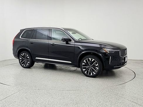 New 2026 Volvo XC90 B5 Plus w/ Protection Package image 3