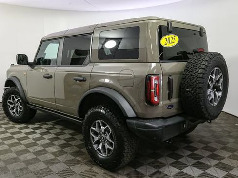 Used 2025 Ford Bronco Badlands AWD/4WD image 8