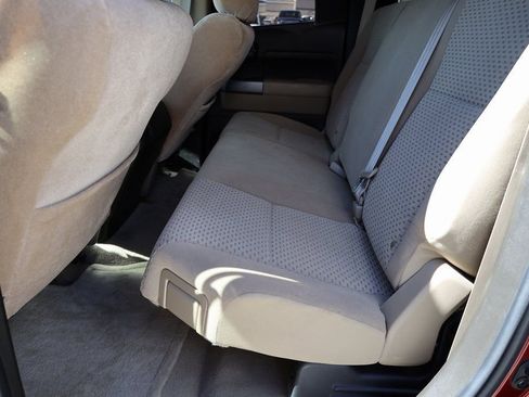 Used 2010 Toyota Tundra 4x4 Double Cab image 17