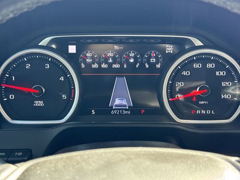 Used 2021 Chevrolet Silverado 3500 High Country image 21