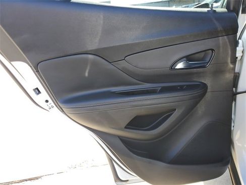 Used 2022 Buick Encore Preferred w/ Safety Package image 11