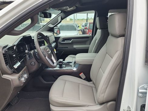 New 2026 GMC Sierra 1500 SLT w/ SLT Premium Plus Package AWD/4WD image 17