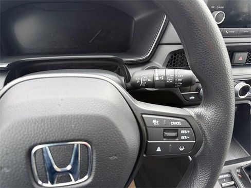 Certified 2023 Honda CR-V EX image 21