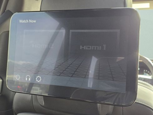 Used 2023 GMC Yukon Denali Ultimate image 35