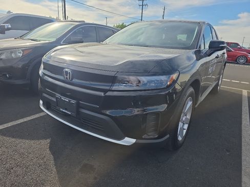Used 2025 Honda Prologue EX image 1