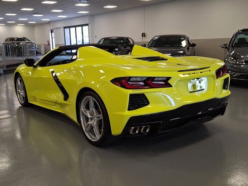 Certified 2023 Chevrolet Corvette Stingray Preferred Conv w/ 2LT RWD image 4