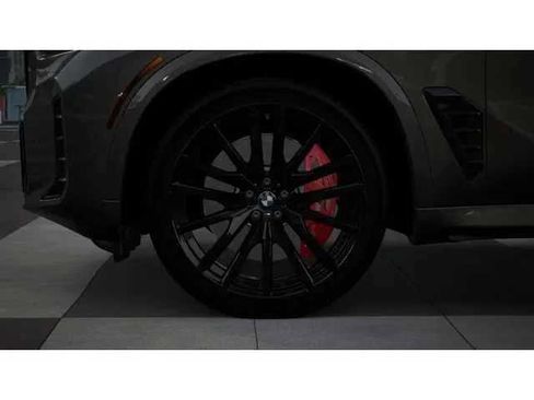 New 2026 BMW X5 sDrive40i w/ M Sport Package RWD image 7