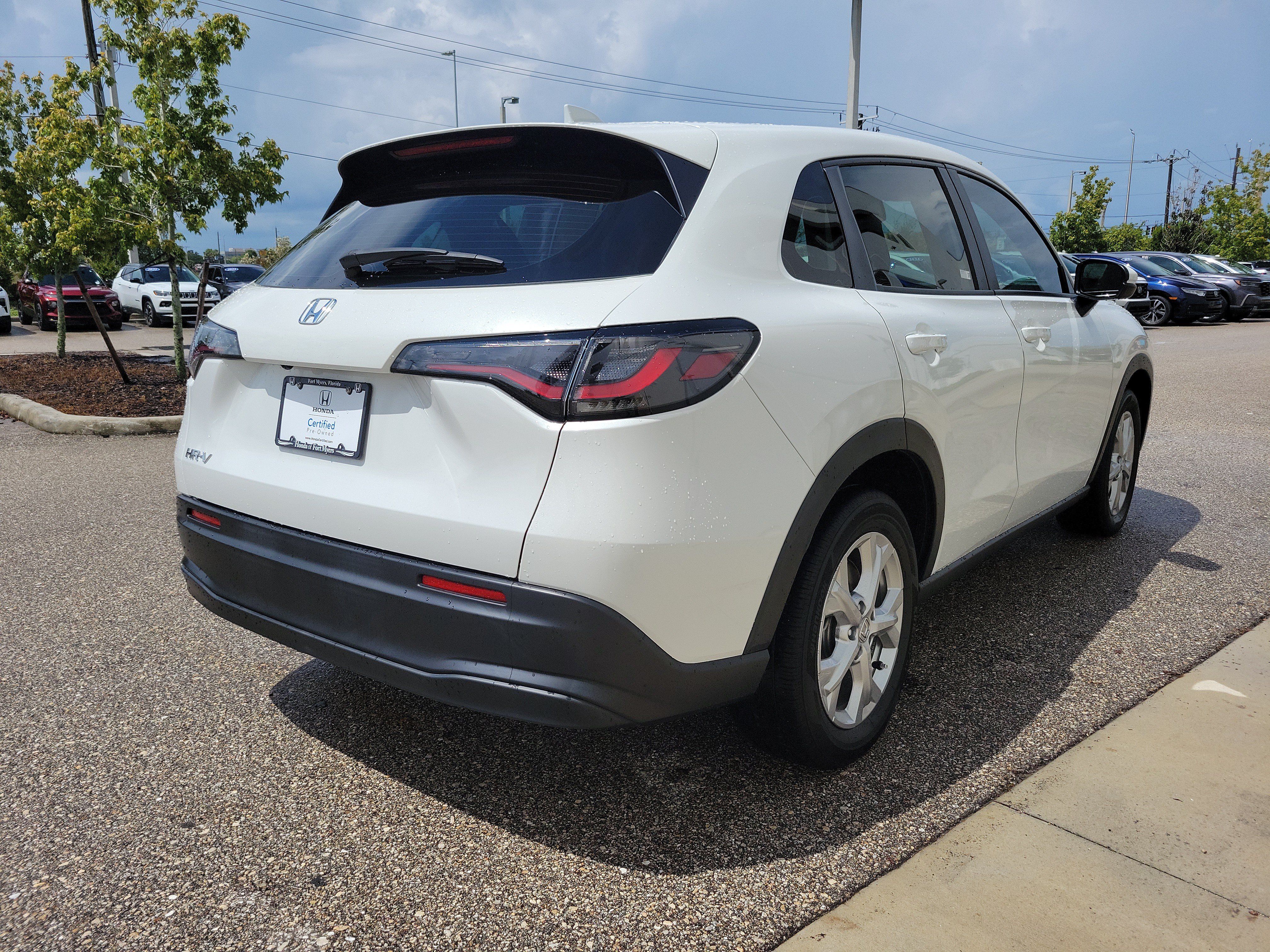 Used 2024 Honda HR-V LX image 6