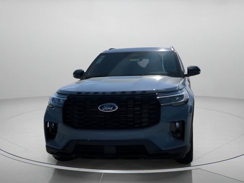 New 2026 Ford Explorer ST-Line image 4
