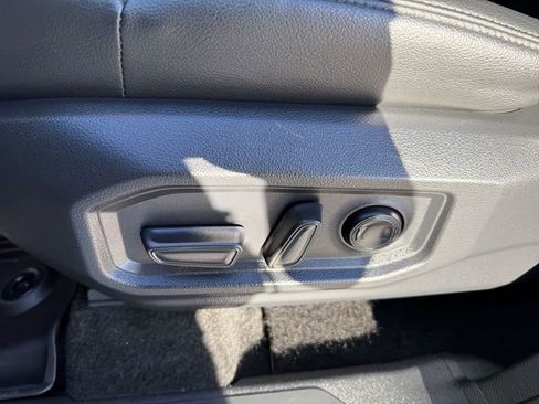 Used 2023 Toyota Tundra Limited w/ TRD Off-Road Package AWD/4WD image 27