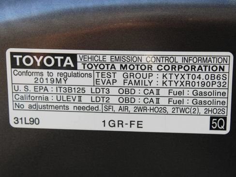Used 2019 Toyota 4Runner SR5 w/ Wilderness Package RWD image 31
