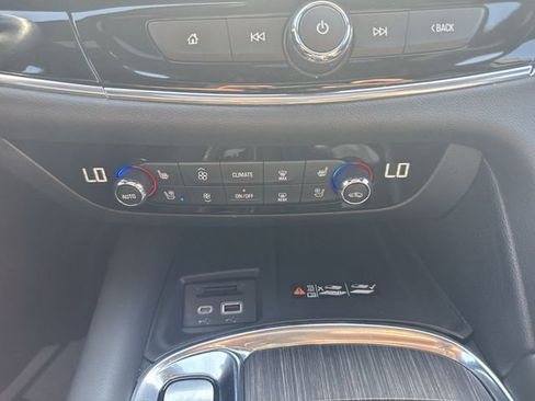 Used 2023 Buick Enclave Avenir w/ Avenir Technology Package AWD/4WD image 36