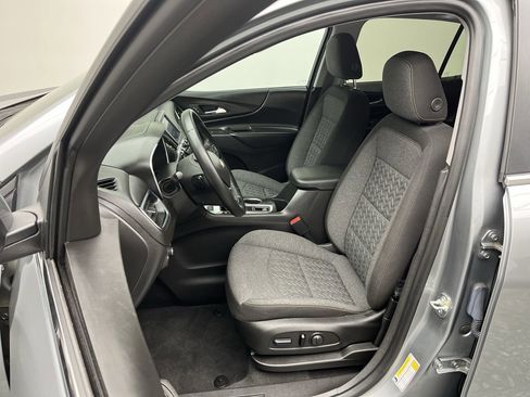 Certified 2023 Chevrolet Equinox LT w/ Driver Convenience Package image 9