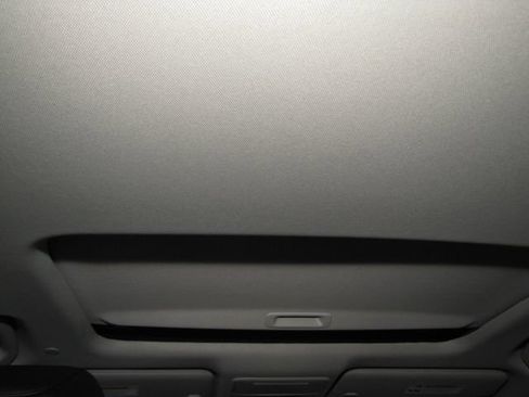 Used 2024 Honda Accord EX-L image 16