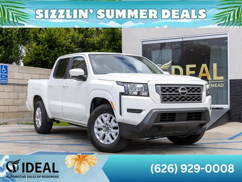 Used 2022 Nissan Frontier SV RWD image 1