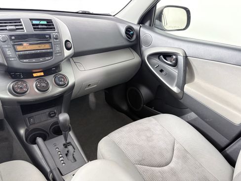 Used 2011 Toyota RAV4 Base image 27