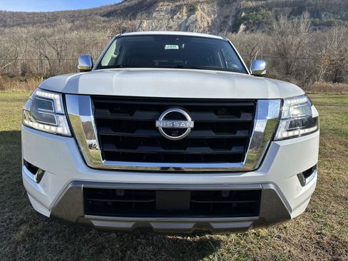 Used 2022 Nissan Armada Platinum w/ Captain's Chairs Package image 2