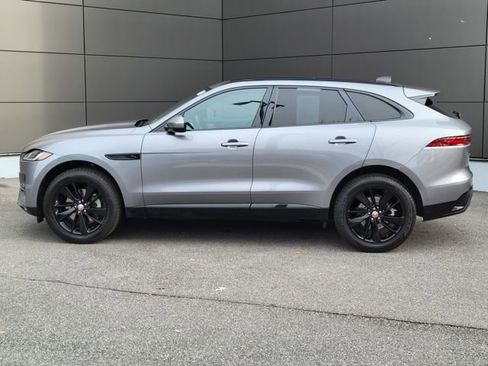 Used 2023 Jaguar F-PACE S image 2
