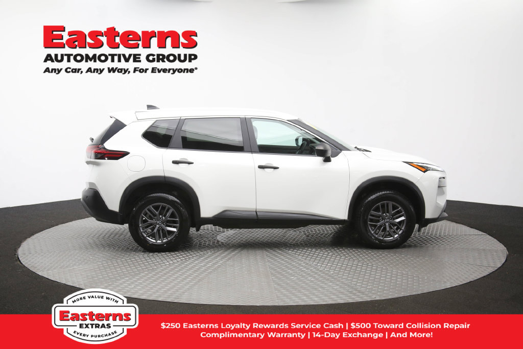 Used 2023 Nissan Rogue S AWD/4WD image 47
