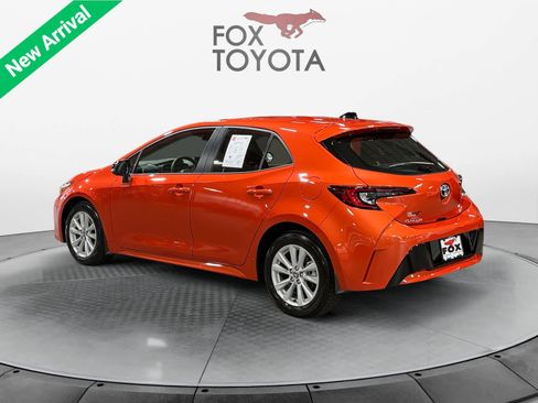 Used 2026 Toyota Corolla SE FWD image 4