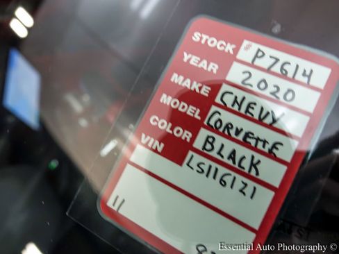 Used 2020 Chevrolet Corvette Stingray w/ 2LT Preferred Equipment Group image 26