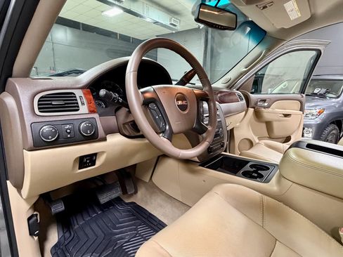 Used 2013 GMC Sierra 2500 SLT w/ SLT Convenience Package image 21